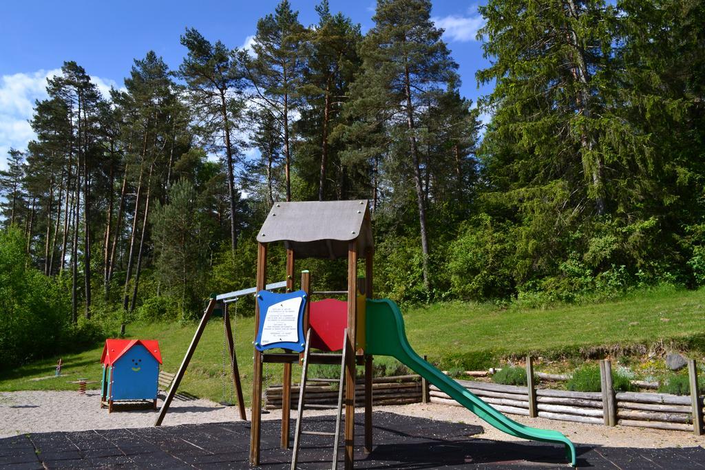 Vvf Jura Lac De Vouglans Maisod エクステリア 写真
