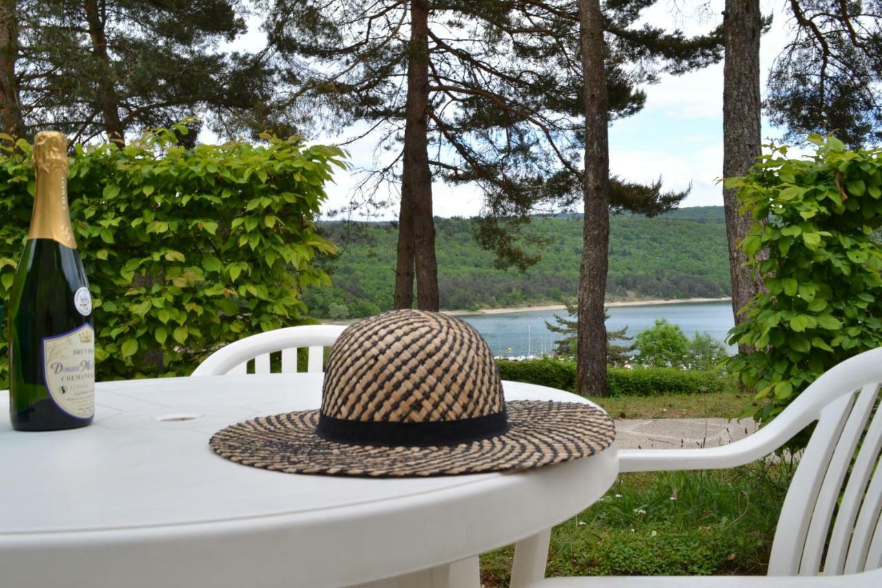 Vvf Jura Lac De Vouglans Maisod エクステリア 写真